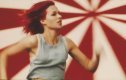 Szenenbild - Lola rennt - Deutschland 1998; Regie: Tom Tykwer. Abgebildete Person(en): Franka Potente